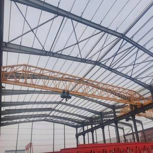 رافعة علوية متحركة بسقف مائل مع محرك، سعة 1-20 طن، ارتفاع رفع 6-30 متر، قابلة للتخصيص للاستخدام في ورش العمل، تصنيع حسب الطلب - Product Image 1