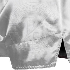 Pantalones cortos de Muay Thai transpirables de secado rápido para hombre más vendidos personalizables con su propio logotipo Ropa de artes marciales de alta calidad - Product Image 6