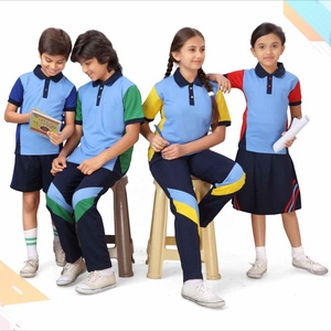 Ensemble d'uniformes de vêtements de sport en polyester 100% de qualité supérieure imprimé par sublimation sur mesure pour garçons filles vêtements d'été à manches courtes - Product Image 2