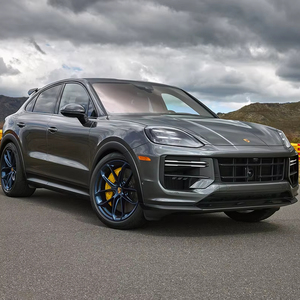 Porsche Cayenne Coupé 2024 Seminuevo, Diseño Refinado - Product Image 1