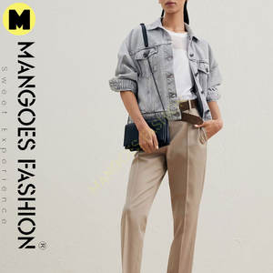 T-shirt en jersey de coton léger uni pour femme, avec logo éblouissant, nouvelle mode, manches courtes, respirant, idéal pour l'été, vente en gros - Product Image 5