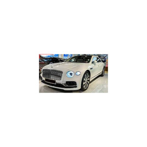 Bentleyy Bentayga avec roues à cinq rayons de 22 pouces et suspension sport - Product Image 4