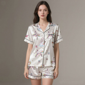 ชุดนอนผ้าซาตินผ้าไหม100% ใส่สบายระบายอากาศได้ดีชุดนอนพิมพ์ถ่ายเทความร้อนสำหรับทุกฤดูกาล120 150 GSM ของเวียดนาม - Product Image 3