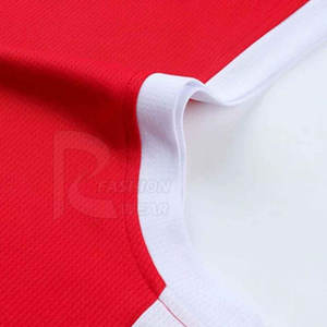 Camiseta de baloncesto personalizada directa de fábrica para hombre, secado rápido, transpirable, 100% poliéster, diseño de impresión por sublimación sólida, rápido - Product Image 4