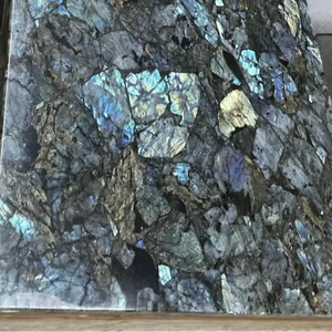 Sacl Labo Pierre précieuse labradorite faite à la main, décoration de luxe pour la maison, décoration de table, thème Halloween - Product Image 1