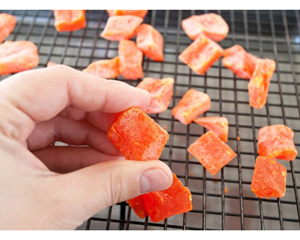 มะละกออบแห้งจากเวียดนามมีรสชาติของมะละกอหวานเป็นธรรมชาติเหมาะสำหรับเป็นของว่างเพื่อสุขภาพและแปรรูปผลไม้มะละกอ - Product Image 3