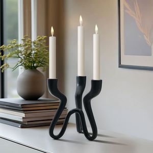 Elegante candelabro de cobre para suelo con 5 luces. Disponible a precios de mayorista. - Product Image 6