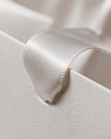 Sac de shopping écologique recyclable avec logo personnalisé, sac à main en papier kraft de luxe, emballage de vente au détail pour boutique avec poignées en ruban