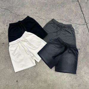 กางเกงขาสั้นผ้าฝ้ายฟอกสี100% สำหรับผู้ชายทรงแบ็กกี้วินเทจสีซีดแดด - Product Image 2