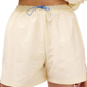 Conjunto de chaqueta y pantalones cortos cortavientos para mujer, ropa de calle ligera de dos piezas, conjunto de 2 piezas impermeable con logotipo personalizado - Product Image 2