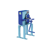 Machine manuelle de découpe de bâtonnets carrés en bambou pour une mise en forme durable des bâtonnets