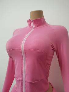 Marca personalizada loungewear Yoga Zip Crop Top Chaqueta y Leggings Sólido 2 Piezas Diseño Deportivo Conjuntos Mujeres 2 Piezas Mujeres - Product Image 4