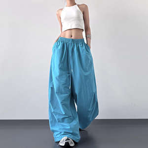 Pantalones de chándal de algodón transpirable Conjuntos de joggers para mujer Diseño de ropa de calle con logotipo personalizado con cierre de cintura elástica - Product Image 1