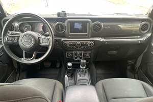 Jeep Wrangler California Edition 2021 d'occasion, conduite à gauche - Product Image 3