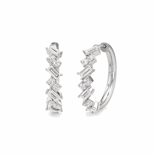 Boucles d'oreilles créoles en diamant rond et baguette pour femme - Product Image 4