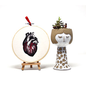 Art de la broderie moderne, cœur anatomique, 15 cm - Product Image 2