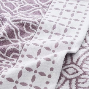 Serviettes de bain jacquard de haute qualité, best-sellers, personnalisées pour les hôtels et usage domestique, fourniture directe d'usine, idéales pour les piscines - Product Image 3