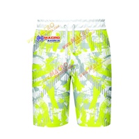 Plongez dans le confort dynamique de nos shorts de football graphiques de style urbain, respirants et à séchage rapide, en polyester/coton.