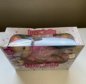 NUEVA Muñeca Bebé Luvabella con Cabello Rubio Interactivo con Expresiones Reales - Product Image 1