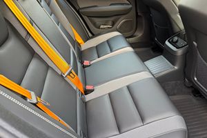 Vehículos Usados en Excelentes Condiciones: Volvo V60 Recharge T8 Polestar Engineered 2024, Disponibles para Envío - Product Image 6