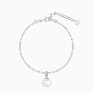 Pulsera plateada con brillo nacarado Pulseras y brazaletes de perlas elegantes - Product Image 1