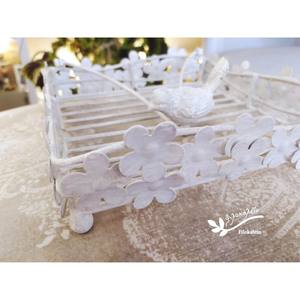 Porte-serviettes plat en métal avec un oiseau aimé plateau à serviettes sur le thème décor de cuisine rustique salle à manger jardin ferme cadeau de mariage - Product Image 1