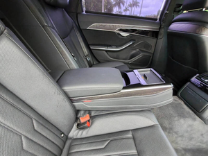 Berline de luxe pleine grandeur 2024, phares à LED, intérieur en cuir, moteur haute performance, sans accident - Product Image 3