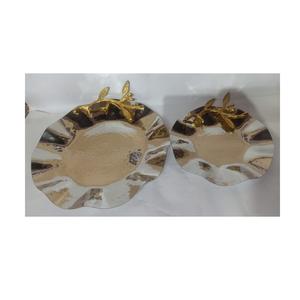 Plateau de service à fruits en acier inoxydable au design unique avec poignée de fleurs en laiton pour la maison plateau de service en métal de haute qualité - Product Image 3