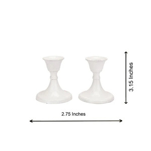 เชิงเทียนสีเงินโบราณอันงดงามเหนือกาลเวลาสำหรับโต๊ะอาหารของคุณเชิงเทียนเรียบง่ายเพื่อให้ดูสะอาดและเรียบง่าย - Product Image 1