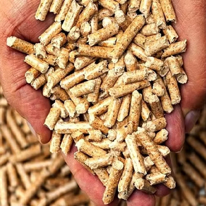 Bâtons de granulés de bois de 8-9mm de diamètre du Vietnam pour les systèmes de chauffage et le tabagisme Brûleurs à granulés de bois de haute qualité - Product Image 1