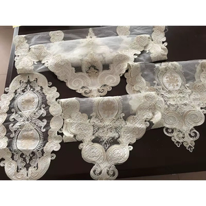Napperon ovale en organza brodé <span class=keywords><strong>de</strong></span> dentelle européenne, <span class=keywords><strong>chemin</strong></span> <span class=keywords><strong>de</strong></span> <span class=keywords><strong>table</strong></span> décoratif <span class=keywords><strong>de</strong></span> luxe pour la maison et les mariages - Product Image 6