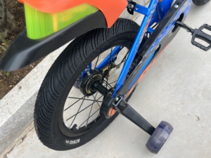 Commande en gros prix direct usine en gros <span class=keywords><strong>vélo</strong></span> pour enfants peint belles marchandises de prix fractionné 12 16 pouces VTT - Product Image 5