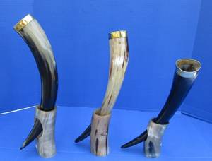 Ensemble à boire en corne fabriqué à la main avec support en fer Style Viking chope à bière corne de vache naturelle décor médiéval sans danger pour les aliments cadeau Unique - Product Image 3