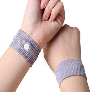 Custom Size Gym Wear for Men and Women with Logo Wristba OEM Service for Event Use - Product Image 1