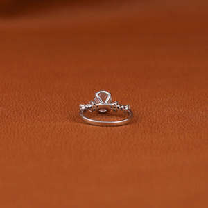 Bague en or massif 14KT avec bague de fiançailles en diamant de laboratoire taille ovale classique-Son cadeau classique parfait - Product Image 3