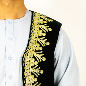 Prix usine 2025 nouveauté hommes Afghani Style mariage manteau surdimensionné léger respirant col en v hiver broderie - Product Image 4