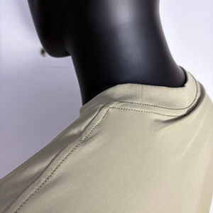 Camisetas Lisas Personalizadas OEM al por Mayor, 300 g/m², Camisetas Casuales para Hombre con Estampado en Relieve, Manga Corta - Product Image 4