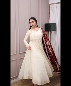 Venta al por mayor Vestidos Ropa de mujer Moda informal Minorista en línea Comprar a granel Sexy Elegante Ropa de playa Proveedores indios paquistaníes - Product Image 6