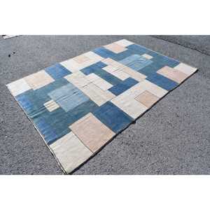 พรมตุรกีขนาด 6x8.8 ฟุต, พรมขนาดใหญ่สไตล์วินเทจ, พรมลายดอกไม้สีน้ำเงินขาว - Product Image 1