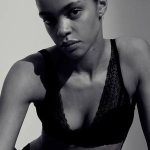 OEM de buena calidad gimnasio entrenamiento mujeres fitness sujetadores al por mayor transpirable hecho mejor material mujeres gimnasio desgaste sujetadores - Product Image 2