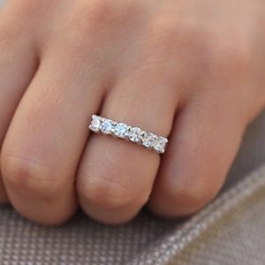 แหวนแต่งงานคลาสสิกมอสซาไนต์ ทองคำขาว 14K น้ำหนัก 1.5 กะรัต ความใส VVS ทรงบริลเลียนท์ แหวนแฟชั่น ผู้ผลิตขายส่งเครื่องประดับชั้นดี - Product Image 1