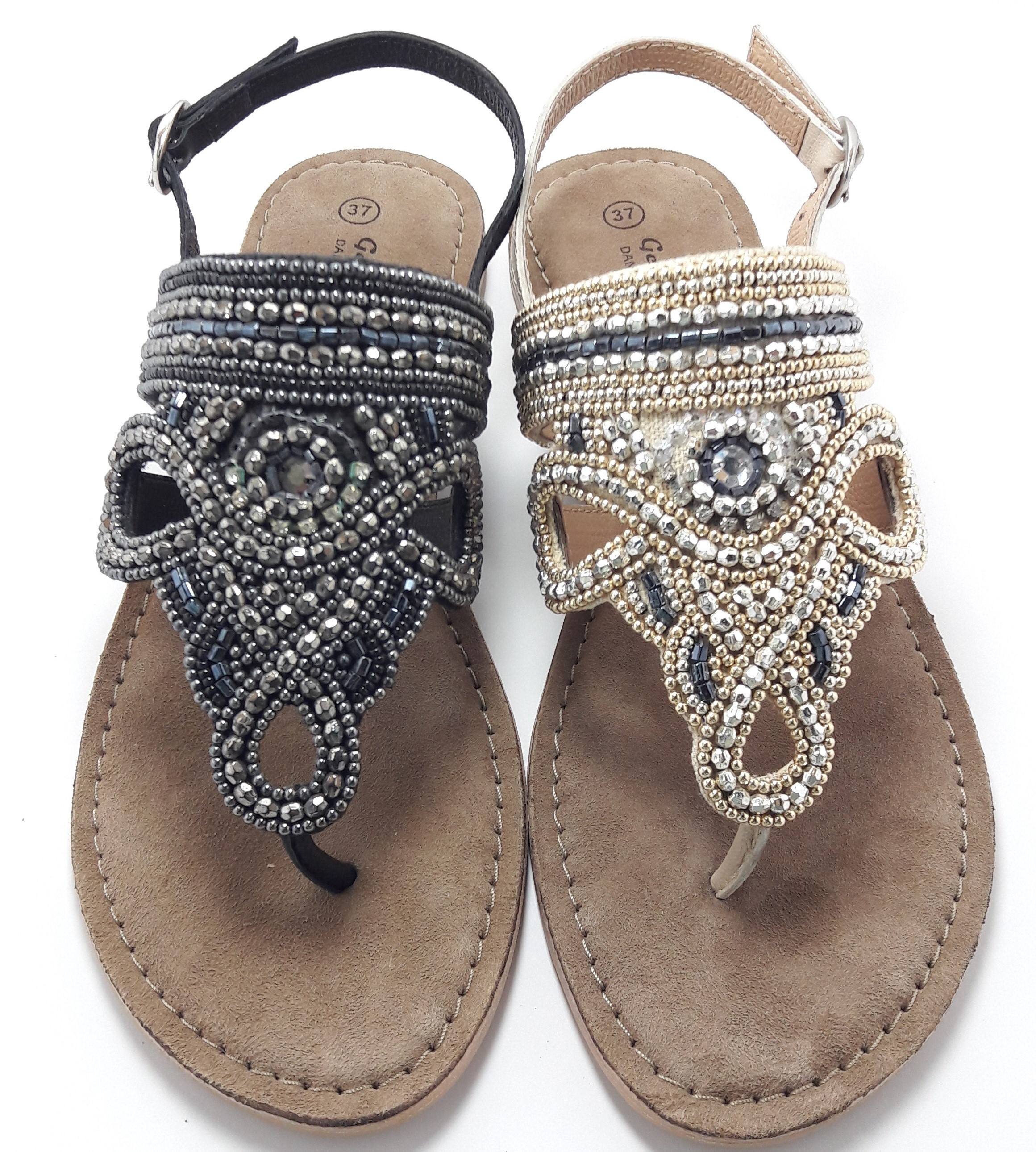 ที่กำหนดเอง