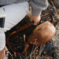Sac banane bandoulière vintage en cuir véritable à motif géométrique pour femme, personnalisable avec logo et fermeture éclair