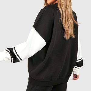 Sudadera de cuello redondo con bloque de color bordado para mujer al por mayor Panel de bloque extragrande de invierno de poliéster/algodón - Product Image 3