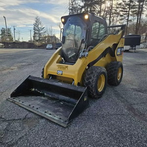 Chargeuse sur pneus diesel 272D XHP 2012 avec moteur et boîte de vitesses haute performance, garantie 3 ans - Product Image 1