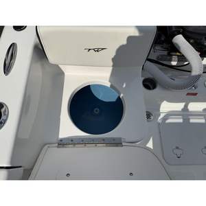 Bote TideWater 2026 de 180 CC, Bote Premium de Aventura para una Experiencia Emocionante - Product Image 4