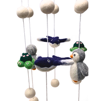 Mobile musical pour bébé en laine 100% nouvelle-zélandaise, fait main, doux, étoile en feutre, chien, fabriqué au Népal, couleurs personnalisées, Noël