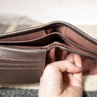 Dompet Pria Kulit Sapi Asli dengan Ritsleting, Desain Kustom OEM, Modis, Harga Terjangkau