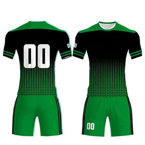 Uniformes de football en polyester à sublimation avec logo personnalisé, vente en gros d'uniformes de football respirants à séchage rapide - Product Image 3