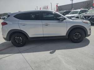 USADO LHD/RHD 2019 HYUNDAI TUCSON SE AWD - Product Image 4